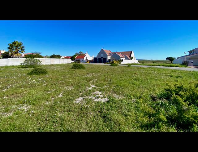 647M² VACANT LAND FOR SALE IN PORT OWEN